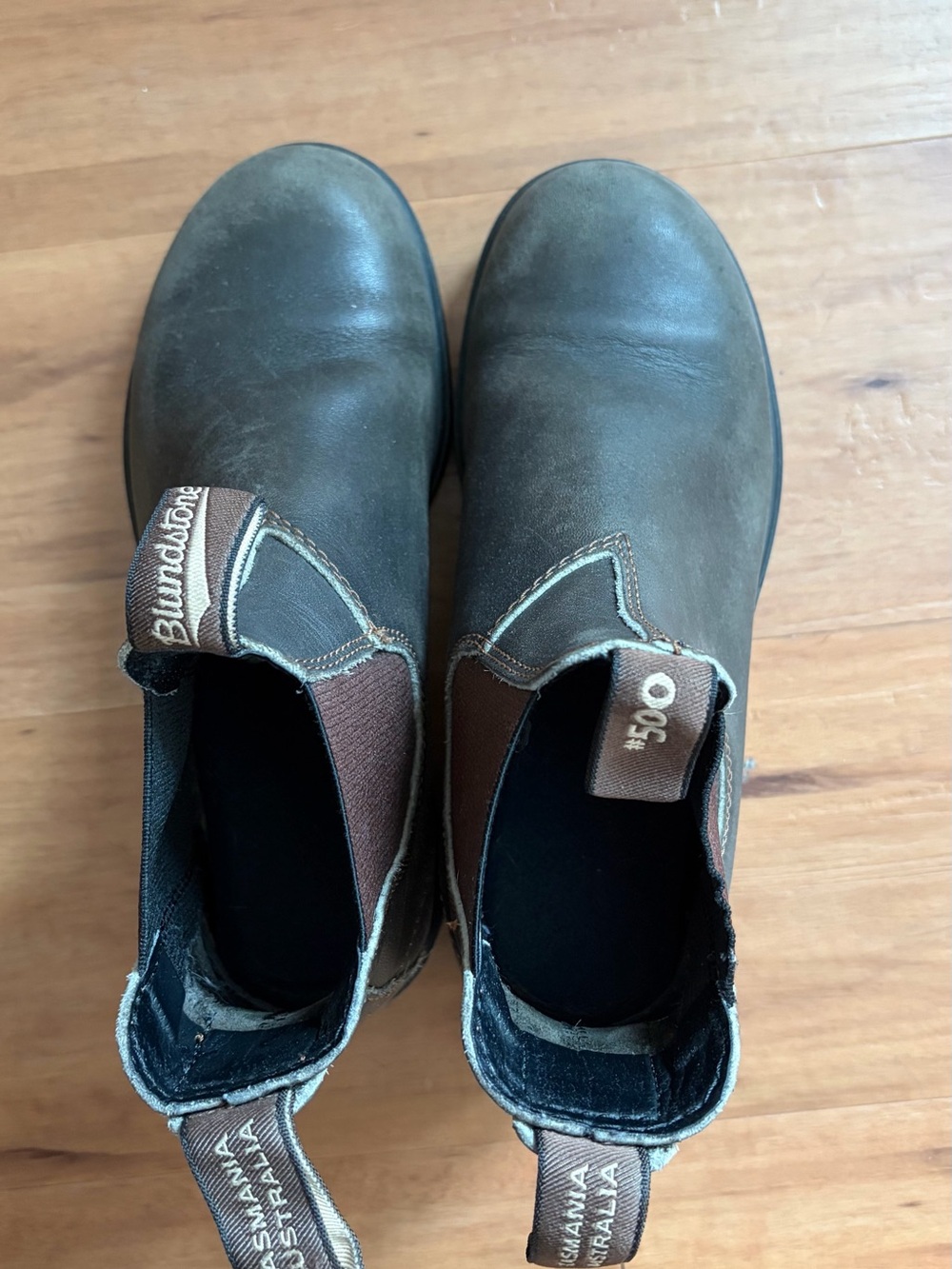 Blundstone Women’s 500 Slip-On Chelsea Boots - Picture 2 of 4
